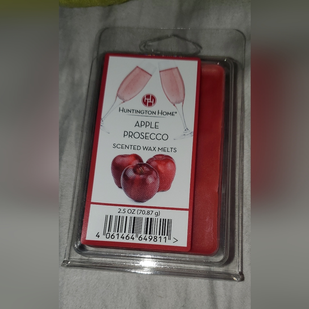 Huntington Home Apple Prosecco Wax Melts 2.5 oz New